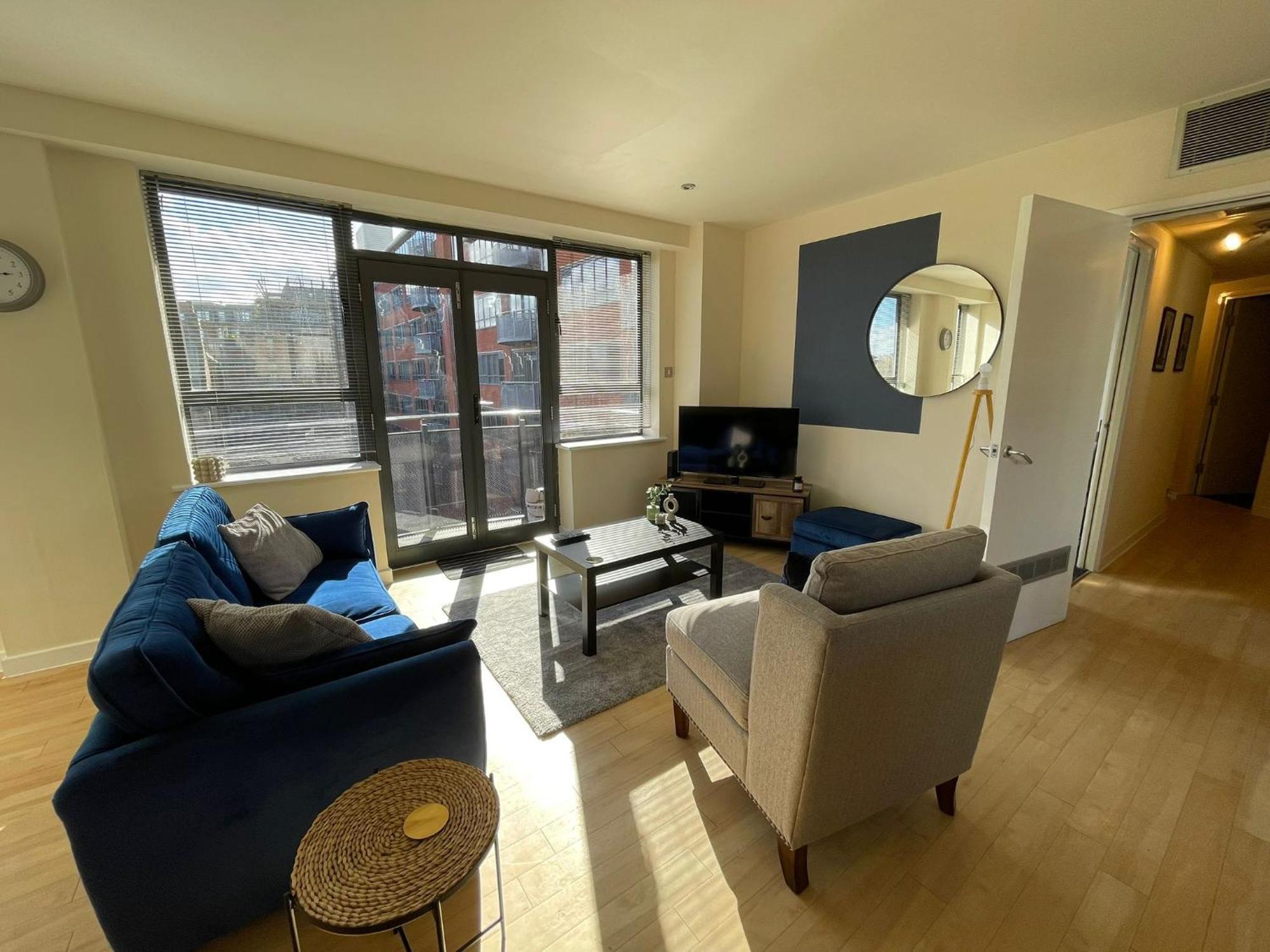 Modern 2 Bdr Flat In Nottingham City Centre With Free Parking Esterno foto
